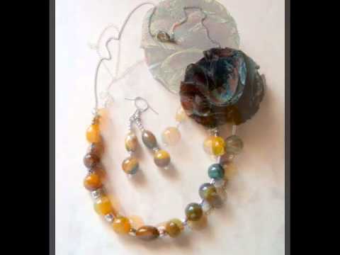 Agaty: naszyjnik z broszką z żorżety i kolczyki