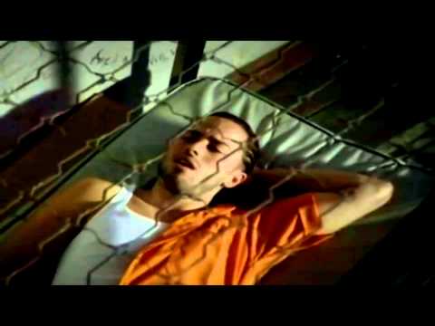 Videoclip de Ya Me Cansé — Yandel
