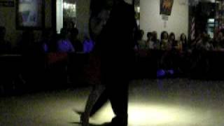 Adios Buenos Aires, Inés Muzzopappa y Federico Naveira en PRAKTIKA8