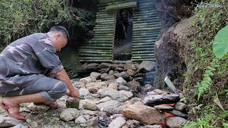 Rebuild shelter in abandoned cave, bran camp, cook.. alone in the mountains./Tương Tòn Hào