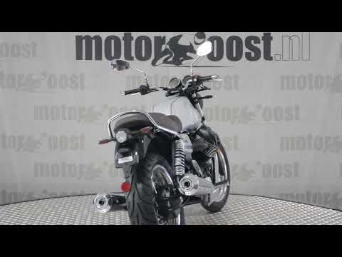 Moto Guzzi V 7 Motor Classic Handgeschakeld Grijs 2022 bij viaBOVAG.nl