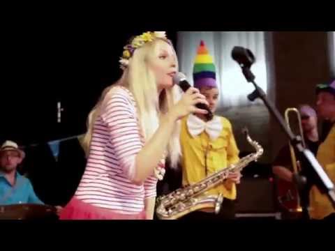 Pigen med Paraplyen - musikalsk børneforestilling