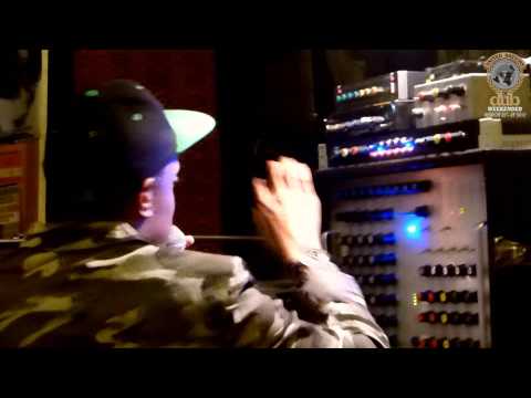 U.N.O.D. WEEKENDER 2013 - YOUNG WARRIOR SOUND SYSTEM ▶ LAST TUNE ⑥