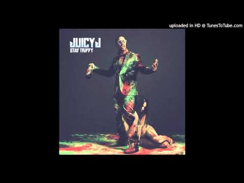 02 - Smoke Rollin' ft Pimp C - Juicy J [Stay Trippy]