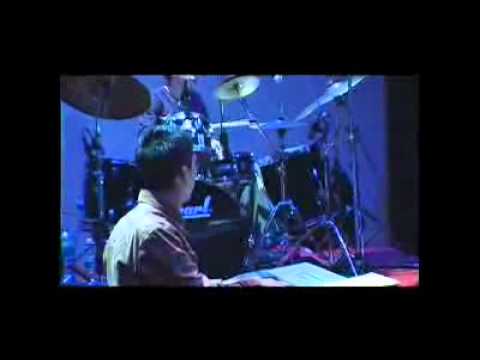 LLEGAS - Respiros (en vivo en el teatro Alberto Saavedra)