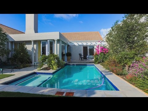 3 Bedroom House for sale in Western Cape | Cape Town | Tableview And Blouberg | Sunning |