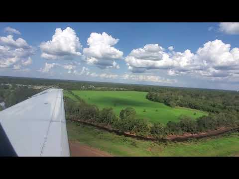 American Airlines ERJ-145 pousando em Alexandria, LA