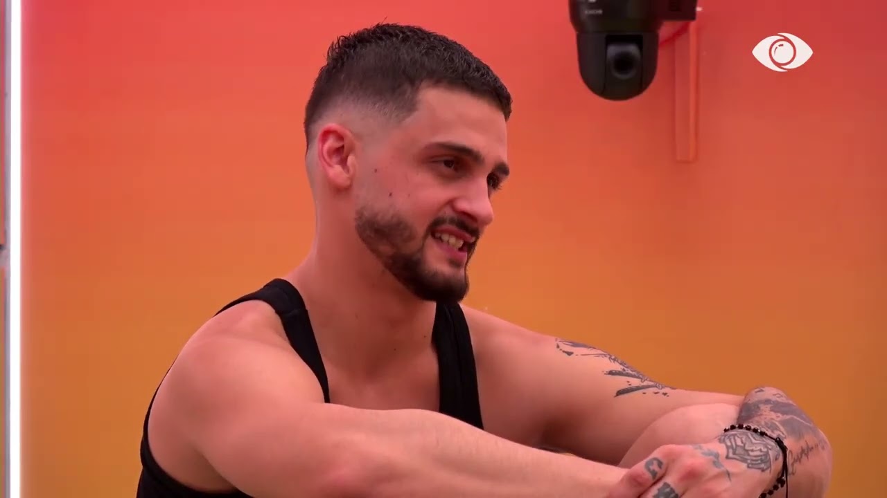 “Vazhdo besoji një personi që po të gënjen nga fillimi”/ Gimbo-Selin: Do të të kujtohen fjalët e mia