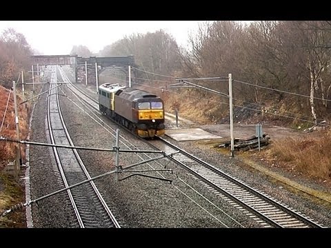 47245 & 87002 0Z47 Carlisle Yard - Willesden TMD @ Acton Grange Junction 11/04/13