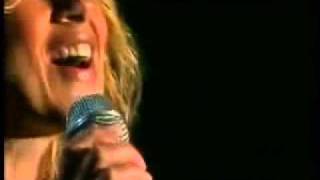 Lara Fabian- Bambina Live 2001 English, French and Spanish Lyrics Subtitles