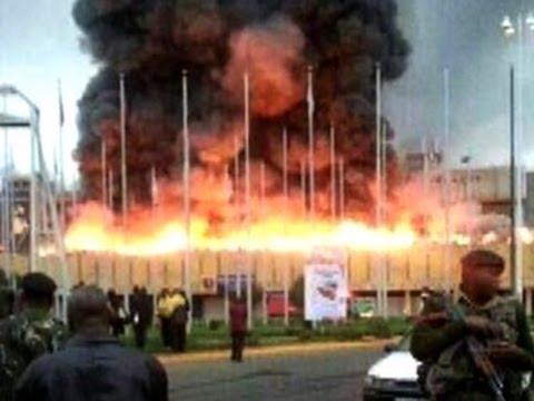 Massive fire breaks out at Nairobi, Kenya, airport