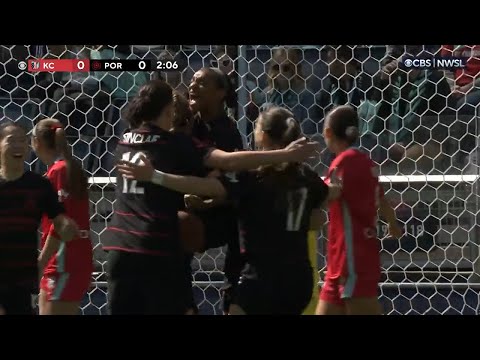 GOAL | Crystal Dunn snaps the ball into the back of the net from a tight angle | April 1, 2023