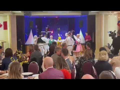 Východná Slovak Dancers (Vintage) - Pozdišovský čardáš. Jarný Ples 2023