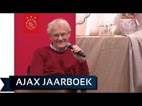Morten Olsen straalt tijdens jubileum Ajax Jaarboek