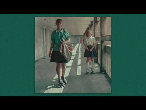 Video thumbnail for Right Way Round (Acoustic)