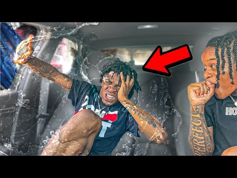 OPENING JSLUTTY WINDOW WHILE GOING THROUGH THE CARWASH PRANK *HILARIOUS*