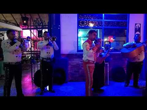 Mariachi Sol Azteca de Melgar Tolima -Vale mas un buen amor