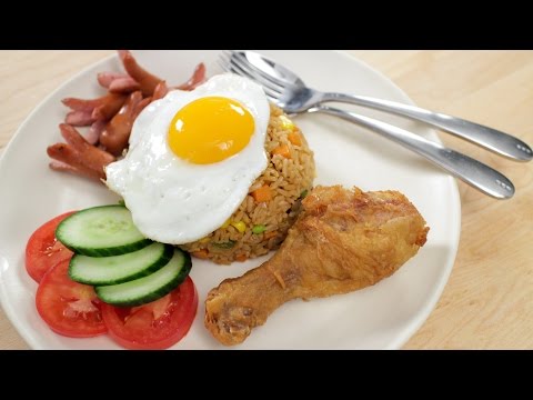 "American Fried Rice" Is a Real Thai Dish!