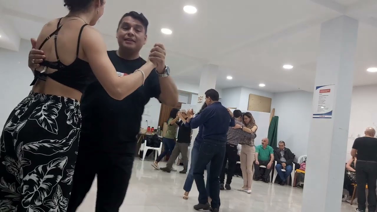 A Mercedes (Vals) Juan D'Arienzo 07/05/23 Mate Milonguero de Ushuaia 🎧TDJ Ariel Mendoza