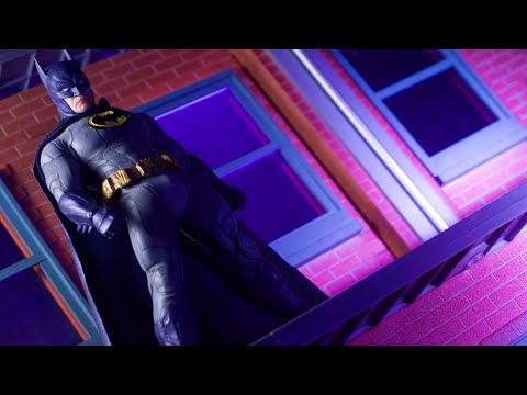 Mezco One:12 PX Exclusive Batman Sovereign Knight Review