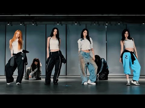 [MIRRORED] aespa &lsquo;WDA (Whole Different Animal) (Feat. G-DRAGON)&rsquo; Dance Practice 4K