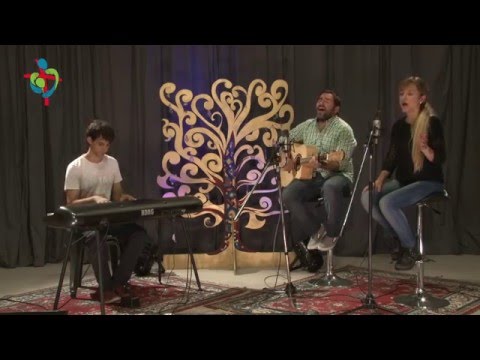 A la medida de tu abrazo | Athenas Maxi Larghi Tobias Buteler