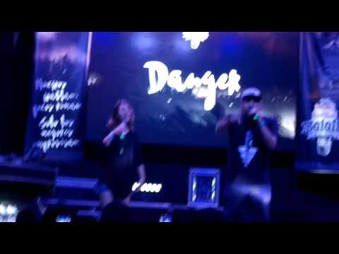 Show danger AK red bull cdmx 2017