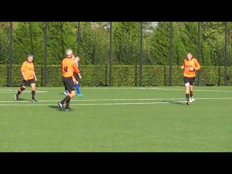 Opjestropdas.nl  14 okt 2017 VV De Meern 10 - IJFC 11 comp 5-3 Goal Koert, assist Youri (4-2)