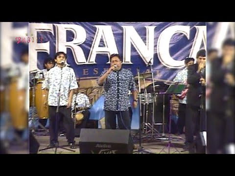 LAS PLAYAS • PORONGO Y SU GRUPO SOL Y MAR • EN CONCIERTO • ALTO MOCHE • BURGOS EDICIONES