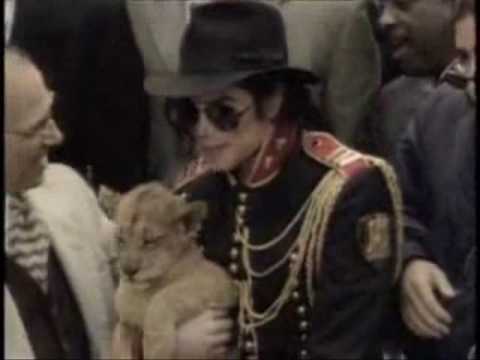 download lagu mp3 mp4 Speechless Michael Jackson Official Video, download lagu Speechless Michael Jackson Official Video gratis, unduh video klip Speechless Michael Jackson Official Video