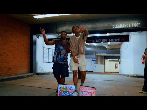 Du$e - Big Flexer ft. @Jonoetrilla  shot by @bagvisuals  prod. by @trapspade5563  (Official Video)