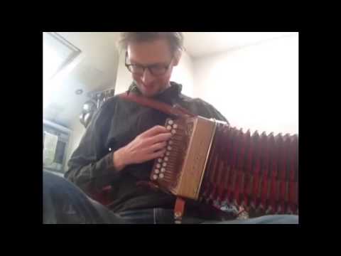 Toby Dog's tune on Toby Dog's squeezebox