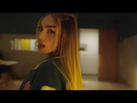 CHESCA - Envuelta ( Official visualizer )