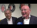 Bestuursleden Cees Ultee en Peter Bak over opsplitsing aandelen van Sportclub Feyenoord naar Krom...