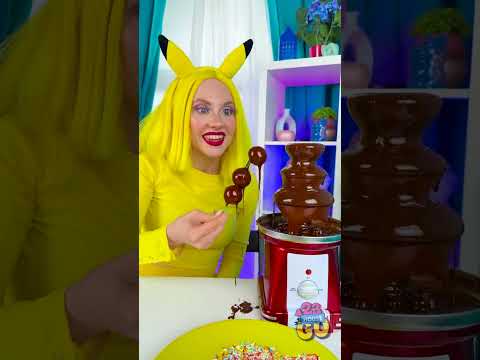 Aaa 😍 Eating chocolate eyes 😋🍫 #shorts