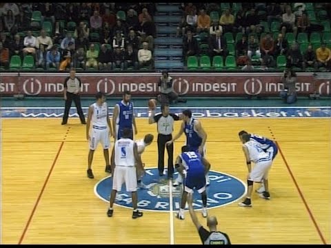 Legadue 2006/'07 Indesit Fabriano Basket - Banco Sardegna Sassari 77-79