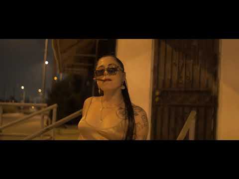 Conocé a La Favi con su pop emocional para la pista de baile