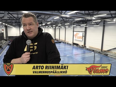 Mikä on Koovee Flame? Vastauksia antamassa Arto Riihimäki, Kooveen valmentajat ja junnupelaajat