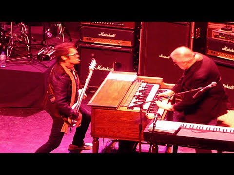 Glenn Hughes with Jon Lord - You Keep On Moving - LIVE in 2009