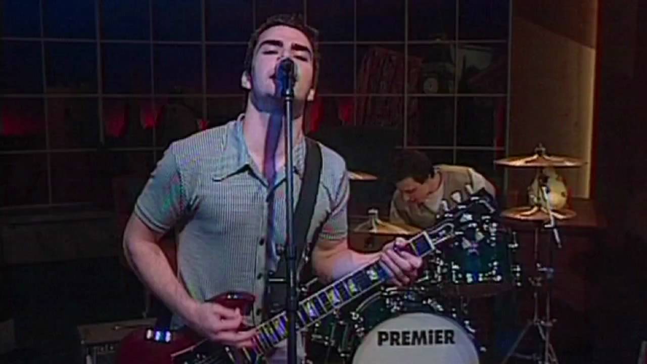 Stereophonics - More Life In A Tramp's Vest | Directed by Peter Demetris - YouTube