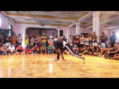 03 - Bboy es Vida (2014) - Powermove Battle - Gannicus vs R3