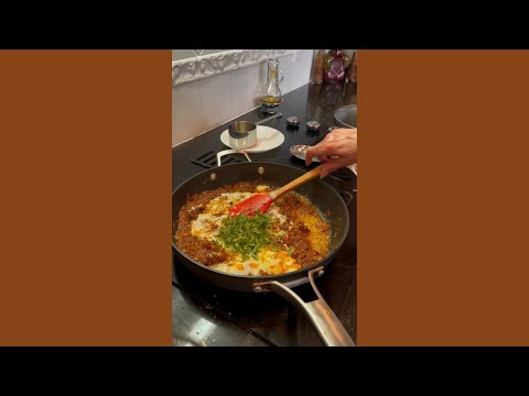 Piaz Masala Recipe -  A spiced tomato/onion sauce that forms a base for many Indian curries