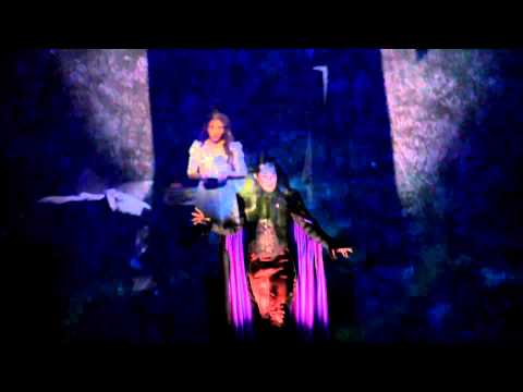 TdV 2013 Udo Eickelmann.Gott ist Tot.Tanz: Paula Ferreira,Csaba Nagy,Tibor Nagy.