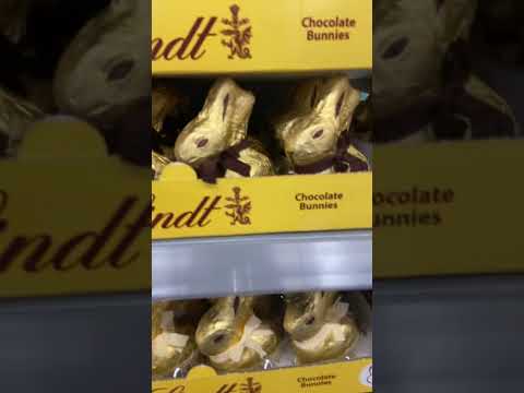 LINDT CHOCOLATE BUNNIES | LINDT GOLD CHOCOLATE AT WALMART $4.38 | EASTER BUNNY LINDT CHOCOLATE