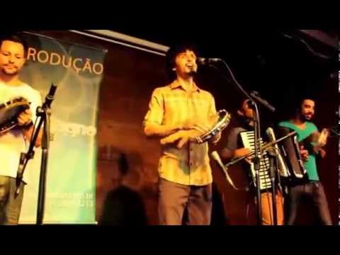 13.04.2015 - Forró de Terno - Sebastiana no pandeiro