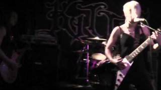 Kittie - Mouthful of Poison (Conclusion) /Look So Pretty Live Chicago Double Door