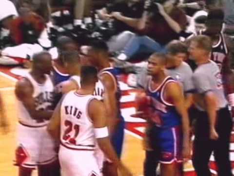 Chicago Bulls - New York Knicks | 1993 Playoffs | ECF Game 3: Signs of Life