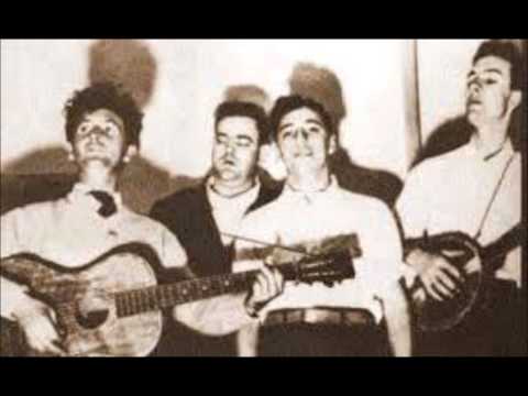 The Almanac Singers (Woody Guthrie) - Hard Ain't It Hard