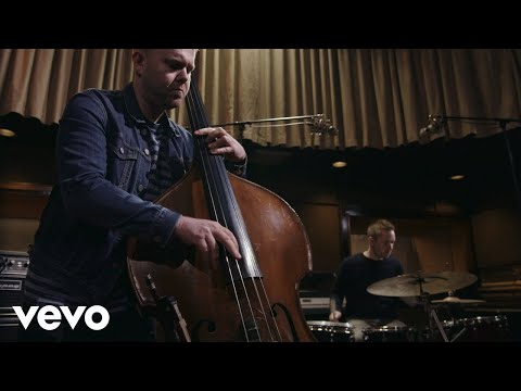 GoGo Penguin - A Hundred Moons (live at Low Four Studio)