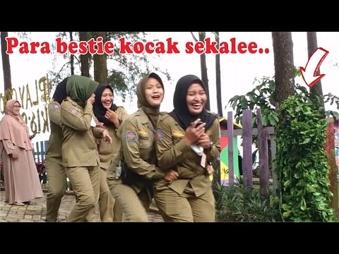 penunggu-hutan-ini-galak-dan-seram-bushman-prank